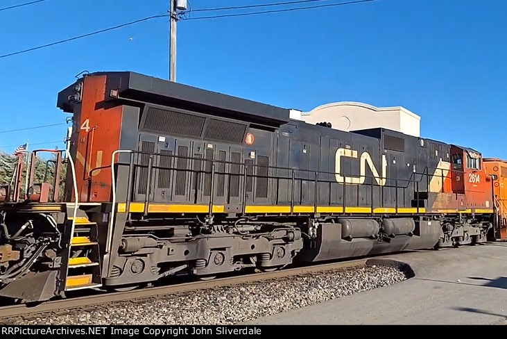 CN 2614